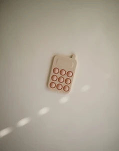 MUSHIE - Silikonowy telefon Press Toy – Blush - Moonstore