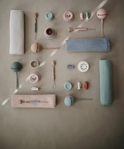 Mushie - Etui na smoczek do wózka Kula Ball Powder Blue (Sky Blue) - Moonstore