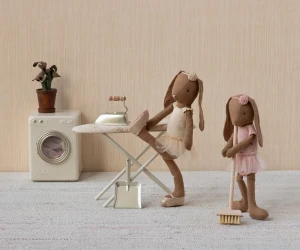 Maileg Akcesoria miotła i szufelka - Miniature