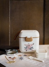 pol_pl_Elodie-Details-Lunchbox-Blue-Garden-35625_2.jpg